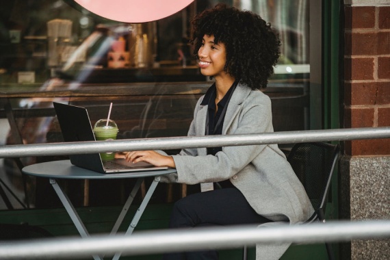 woman on laptop